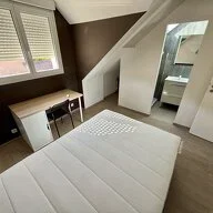 Chambre D 1206 à Cranves-Sales