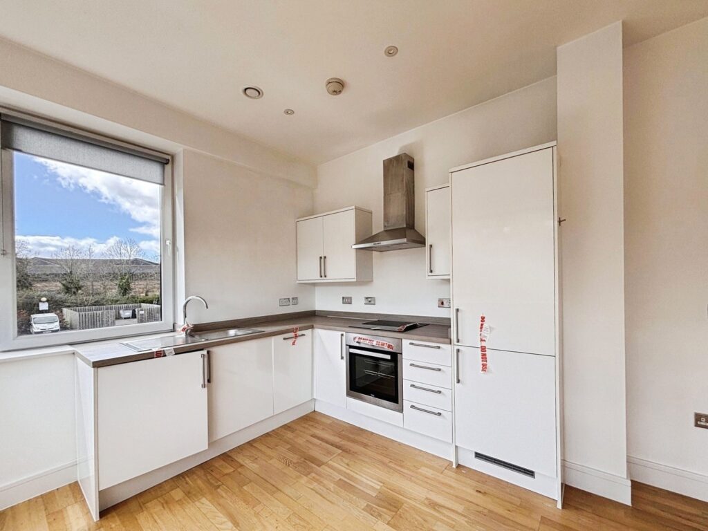 Flat Bartley Way in Hart
