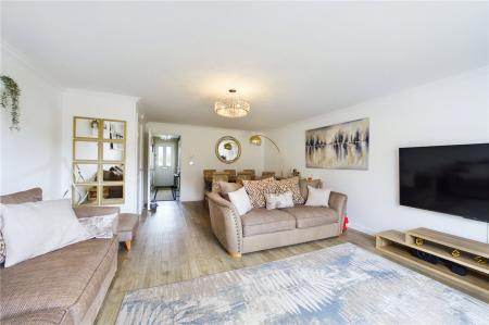 House Whitethorn in Shinfield