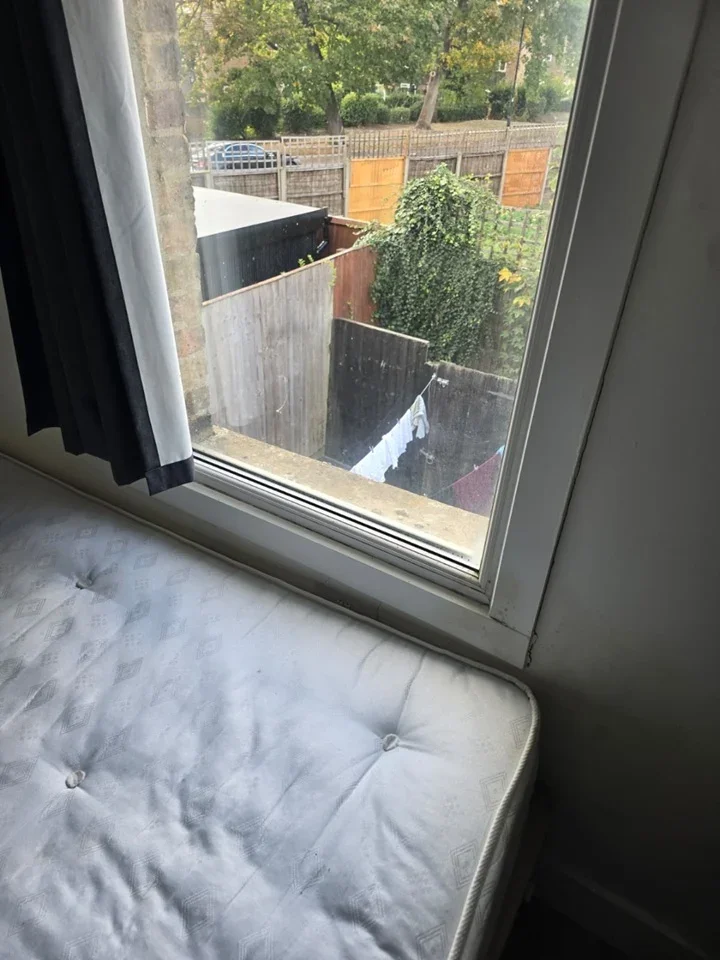 Room Castle Street in Slough