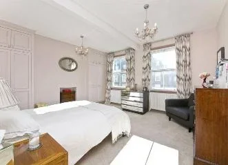 Flat Swinton Street in Greater London