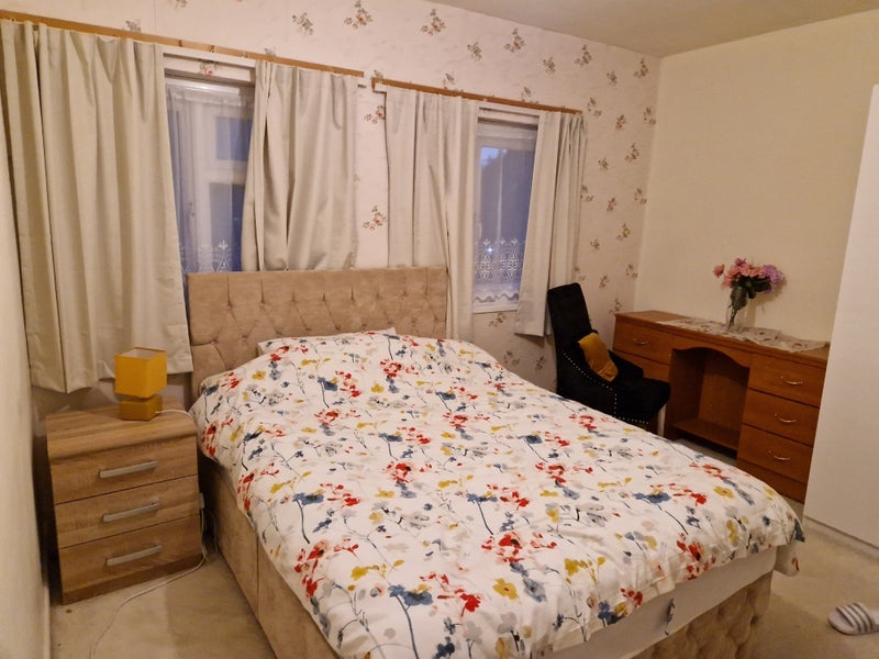 Room Bonnington Walk in Bristol