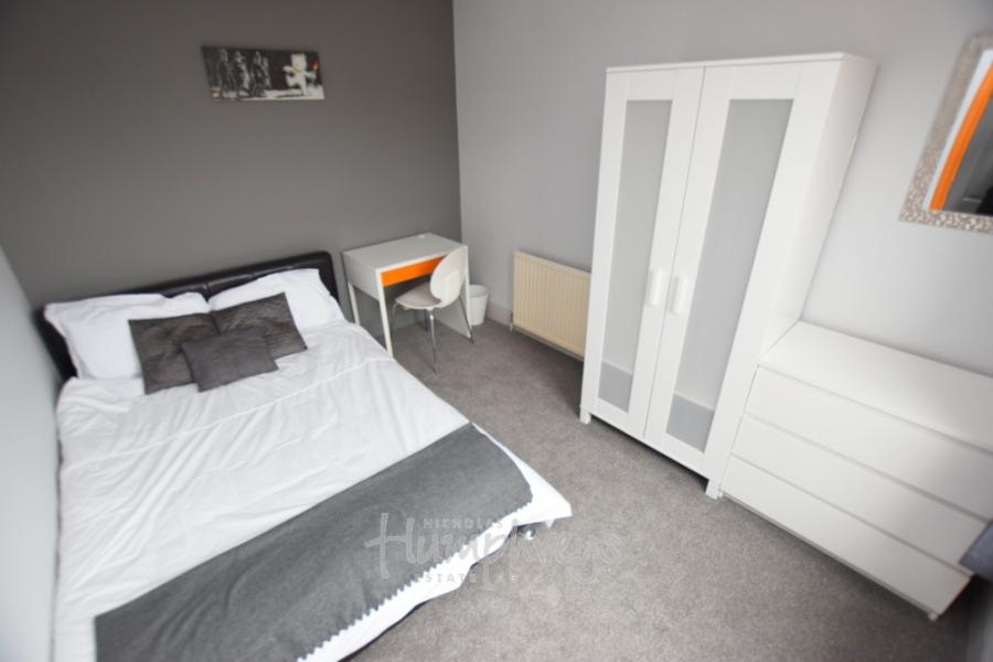 Room Northcote Street in Northampton