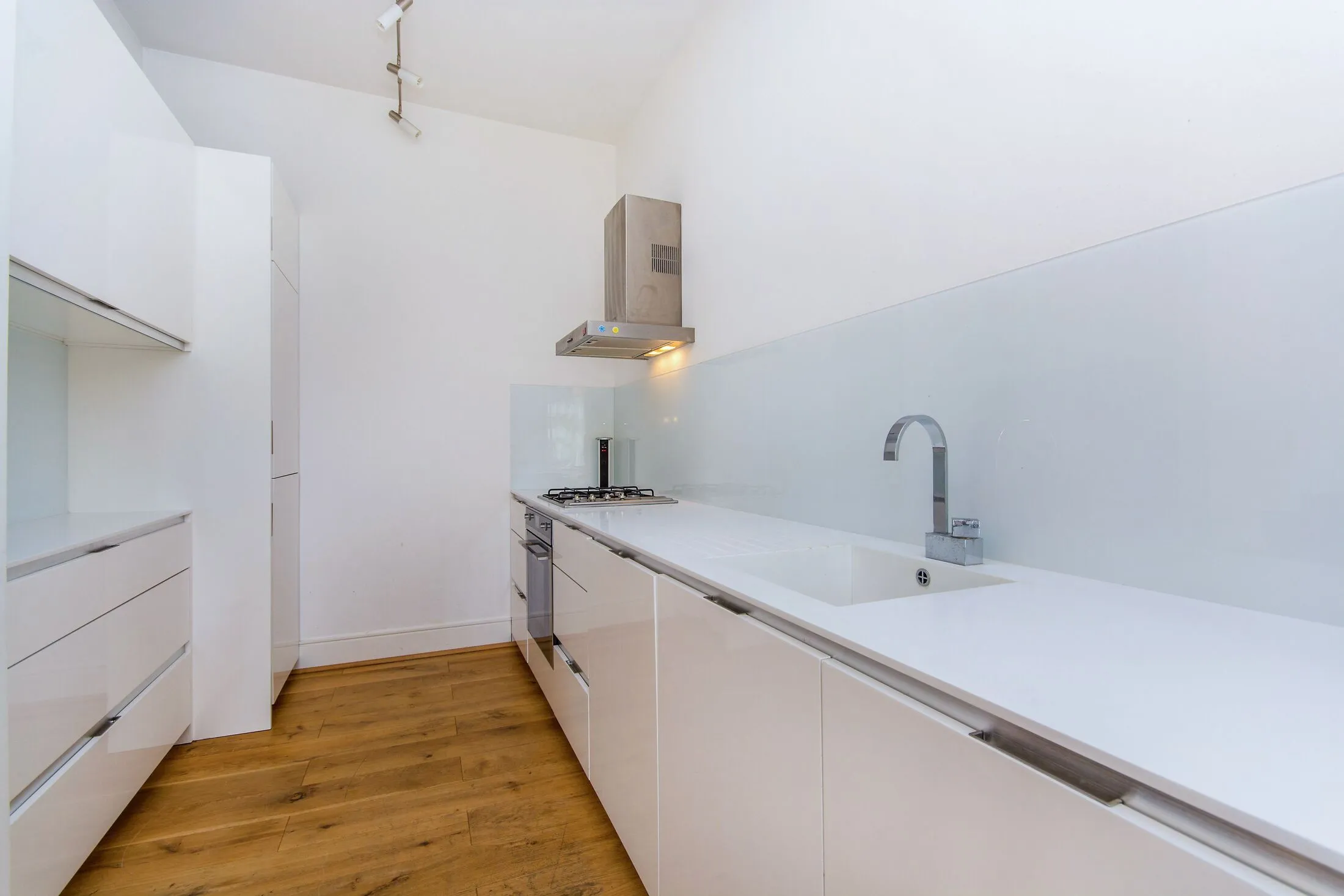 Flat Addiscombe Road in Greater London