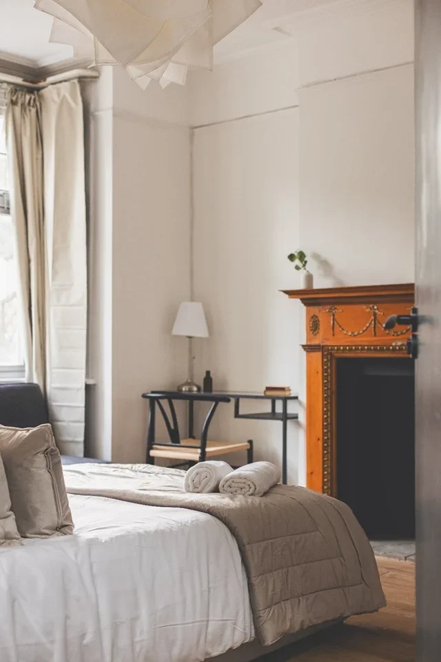 Room Waldegrave Road in Greater London