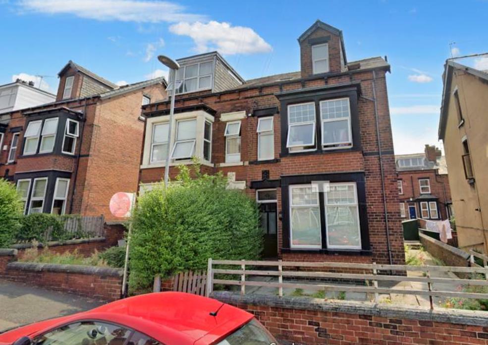 Room Hesketh Avenue in Leeds