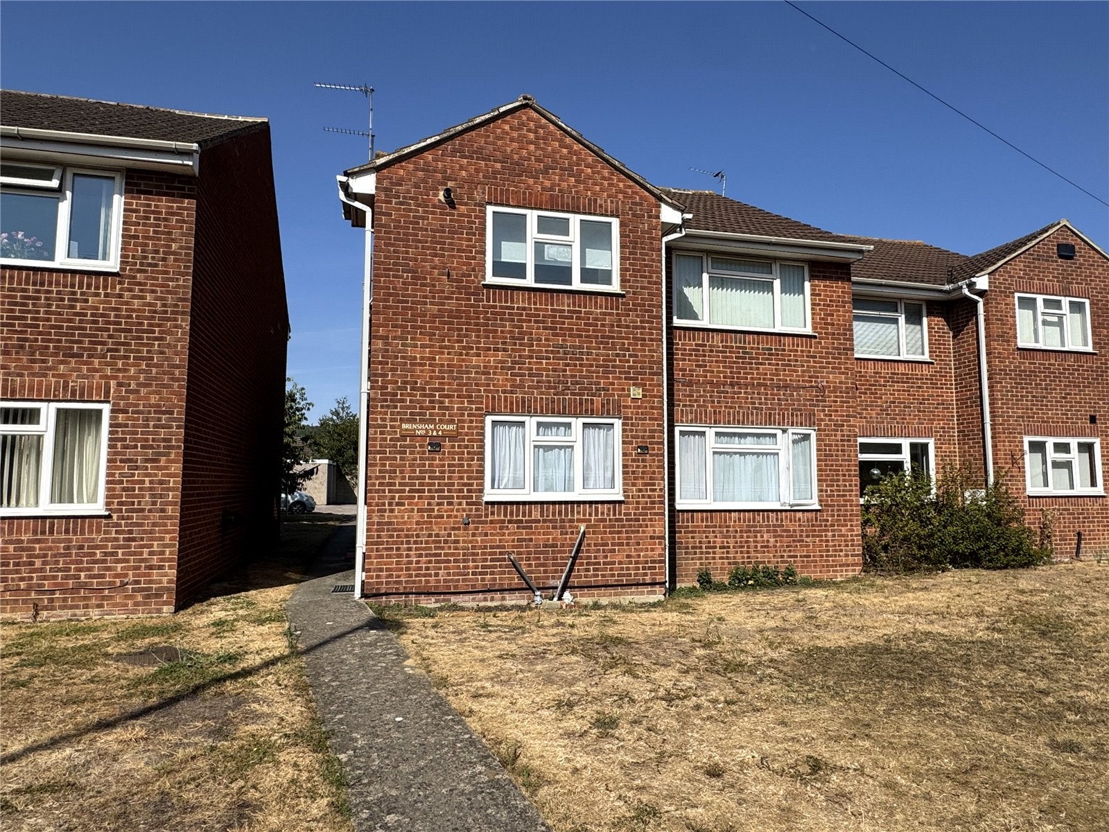 Flat Laynes Road in Gloucester