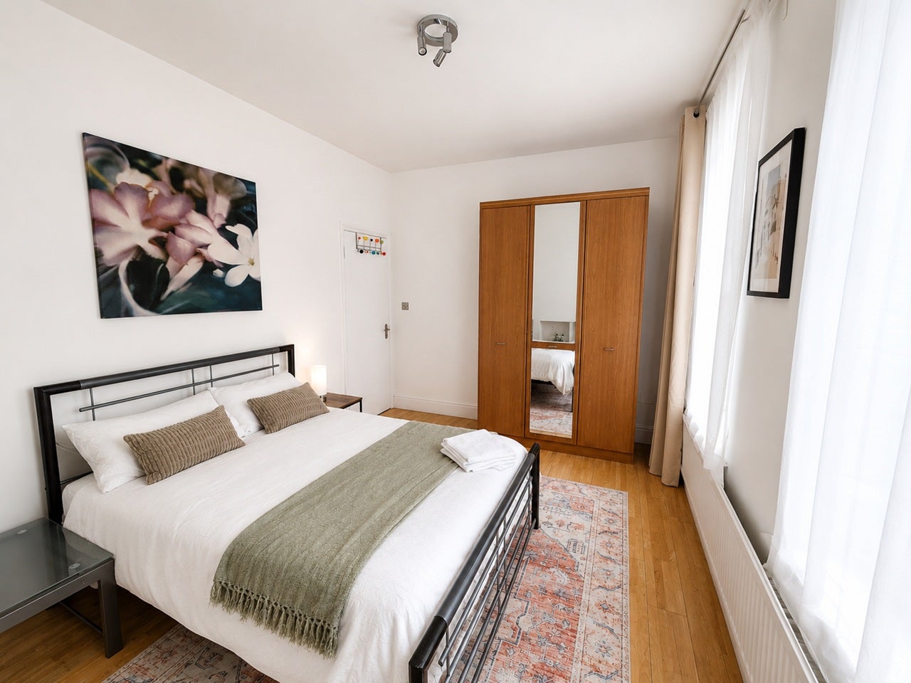 House Farrant Avenue in Greater London