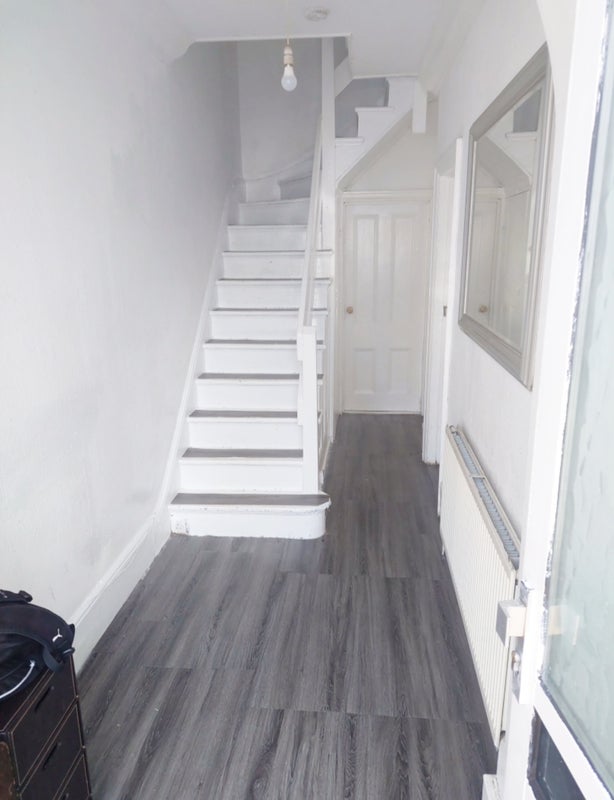 Room Acacia Road in Greater London