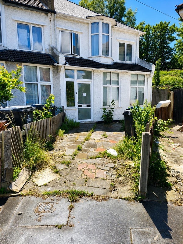 Room Acacia Road in Greater London