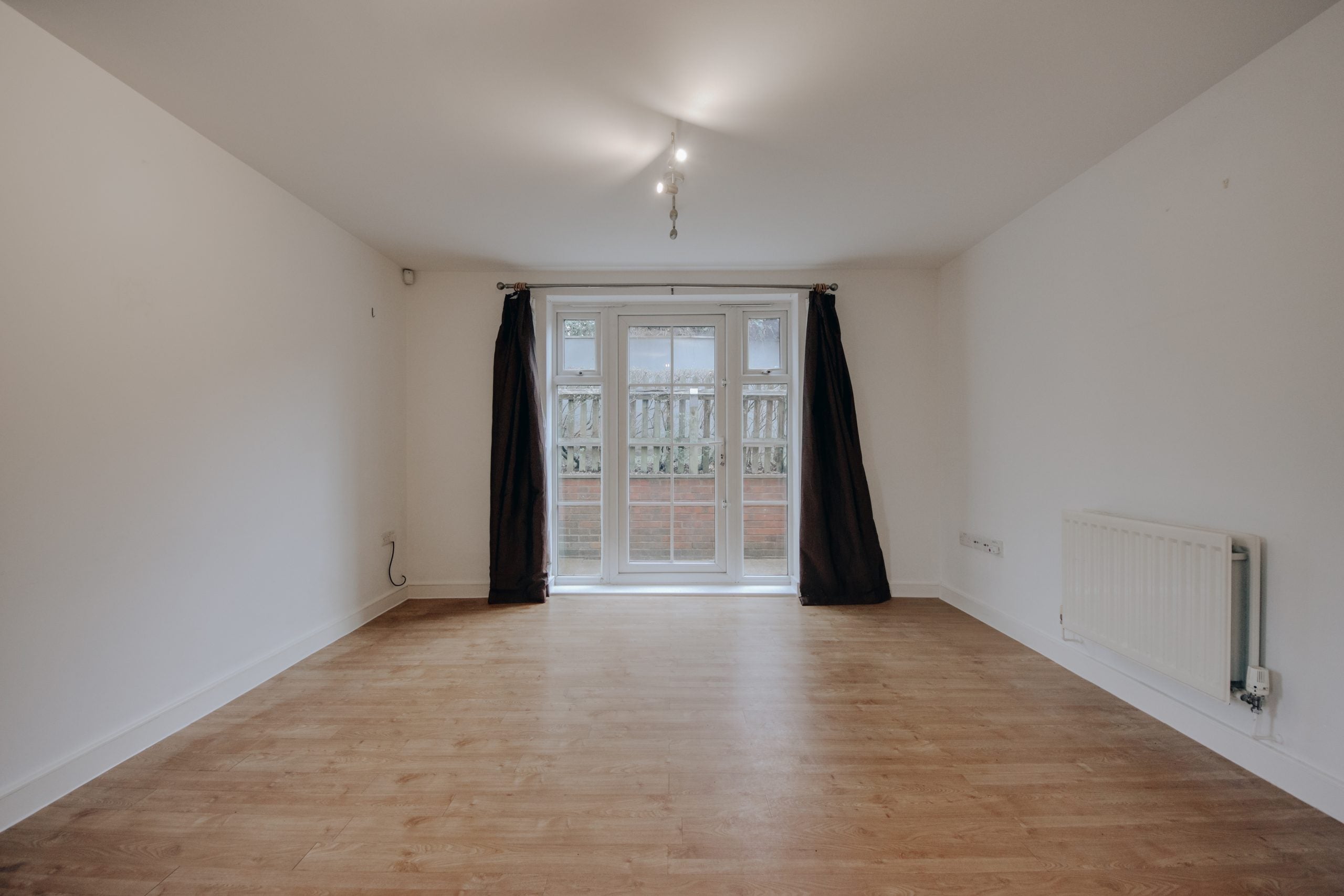 Flat Highfield Road in Hertsmere