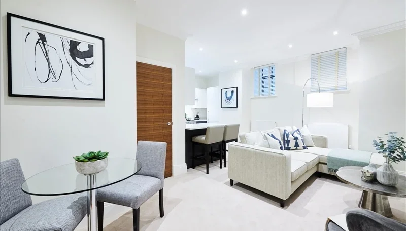 Flat Rainville Road in Greater London