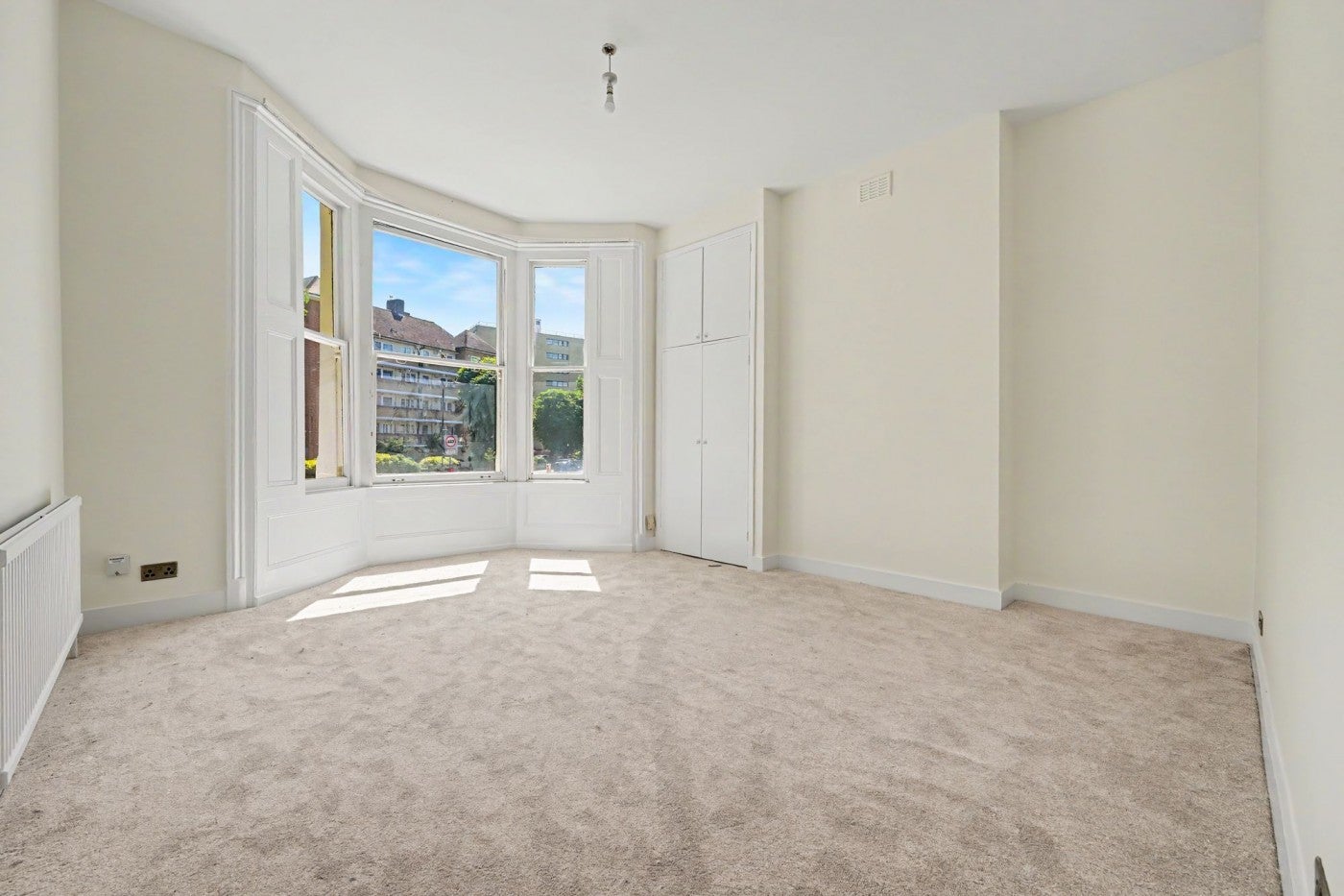 Flat Tufnell Park Road in Greater London