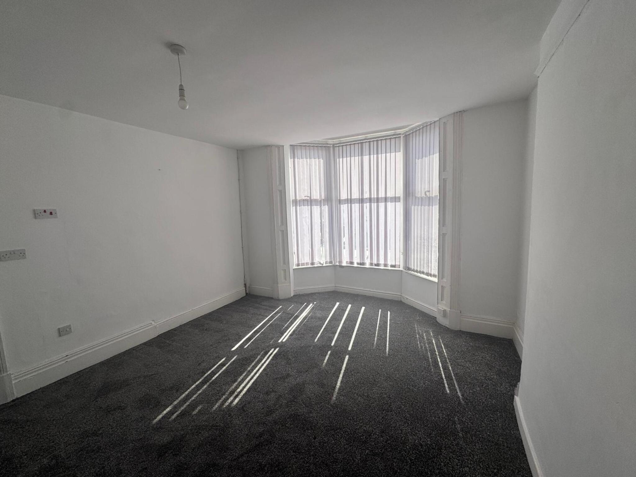Flat Bushbury Road in Wolverhampton