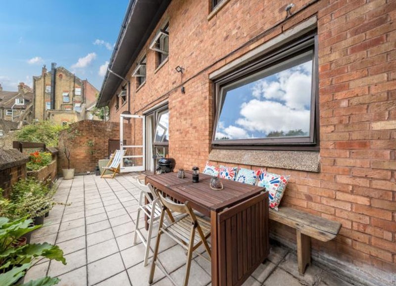 Room Datchelor Place in Greater London