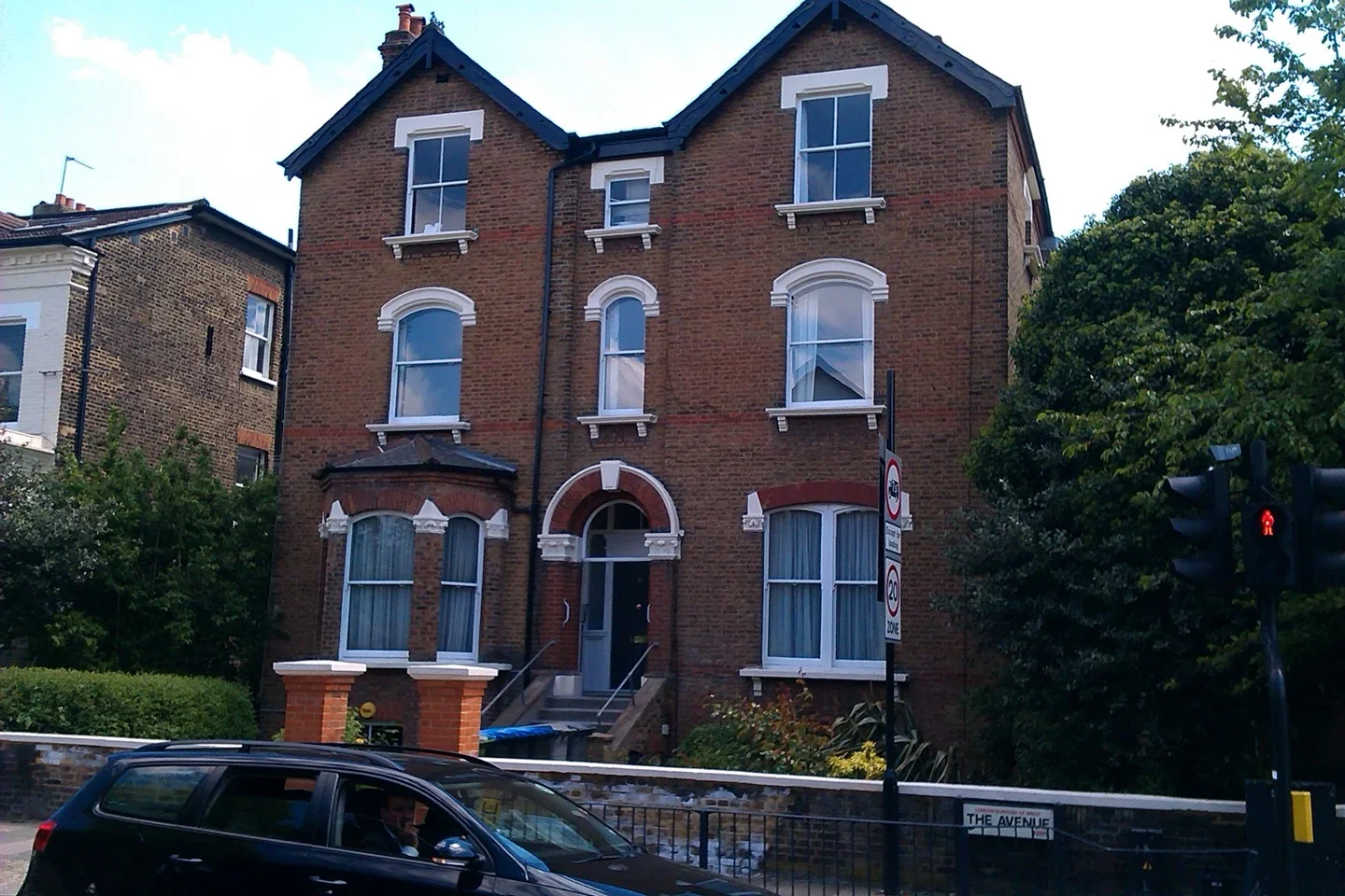 Flat The Avenue in Greater London