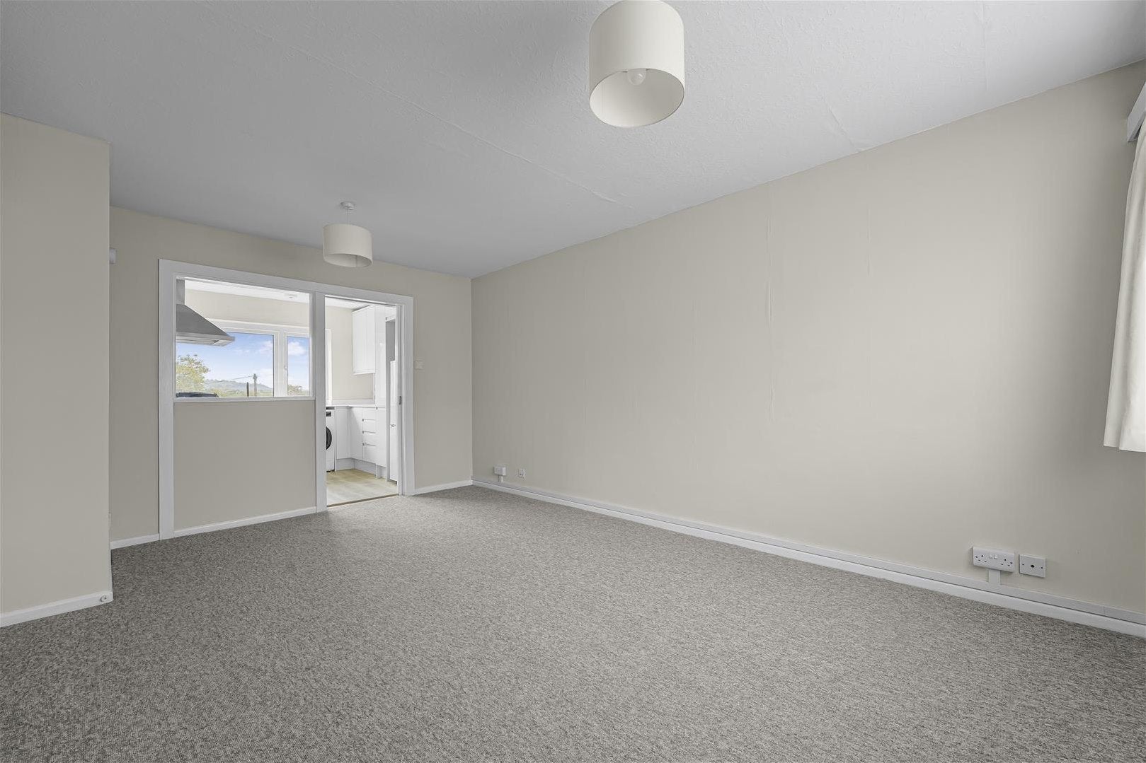 Flat Chandag Road in Keynsham