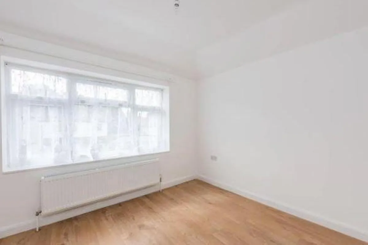 House Berry Way in Greater London
