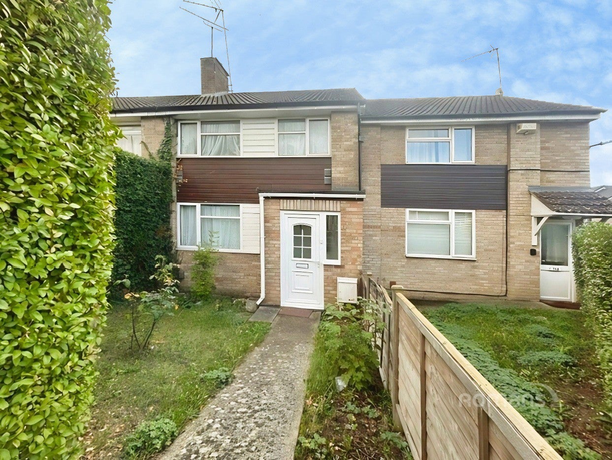 House Wootton Way in Maidenhead