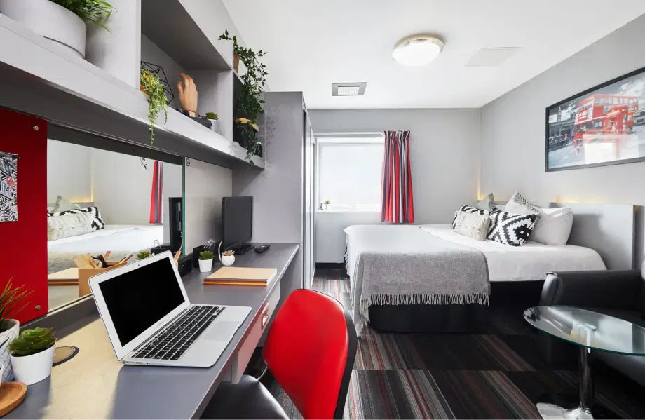Flat Clarendon Street in Nottingham