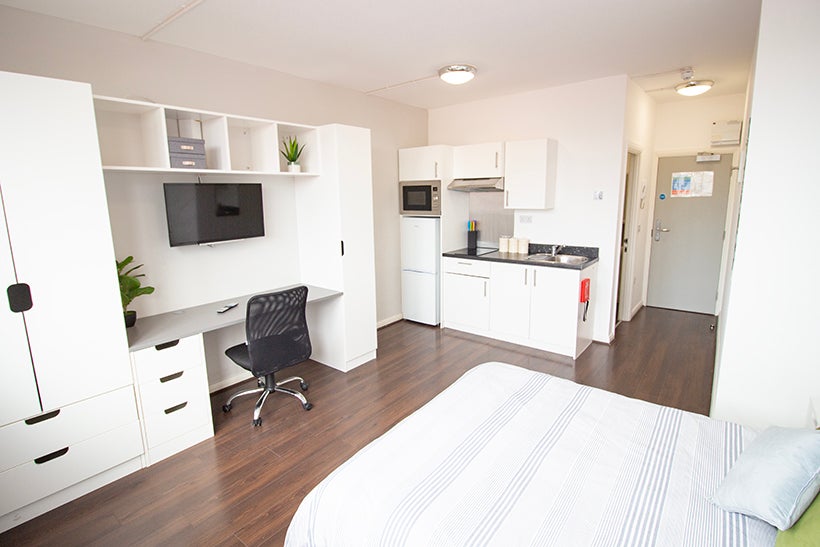 Room Milton Street in Nottingham