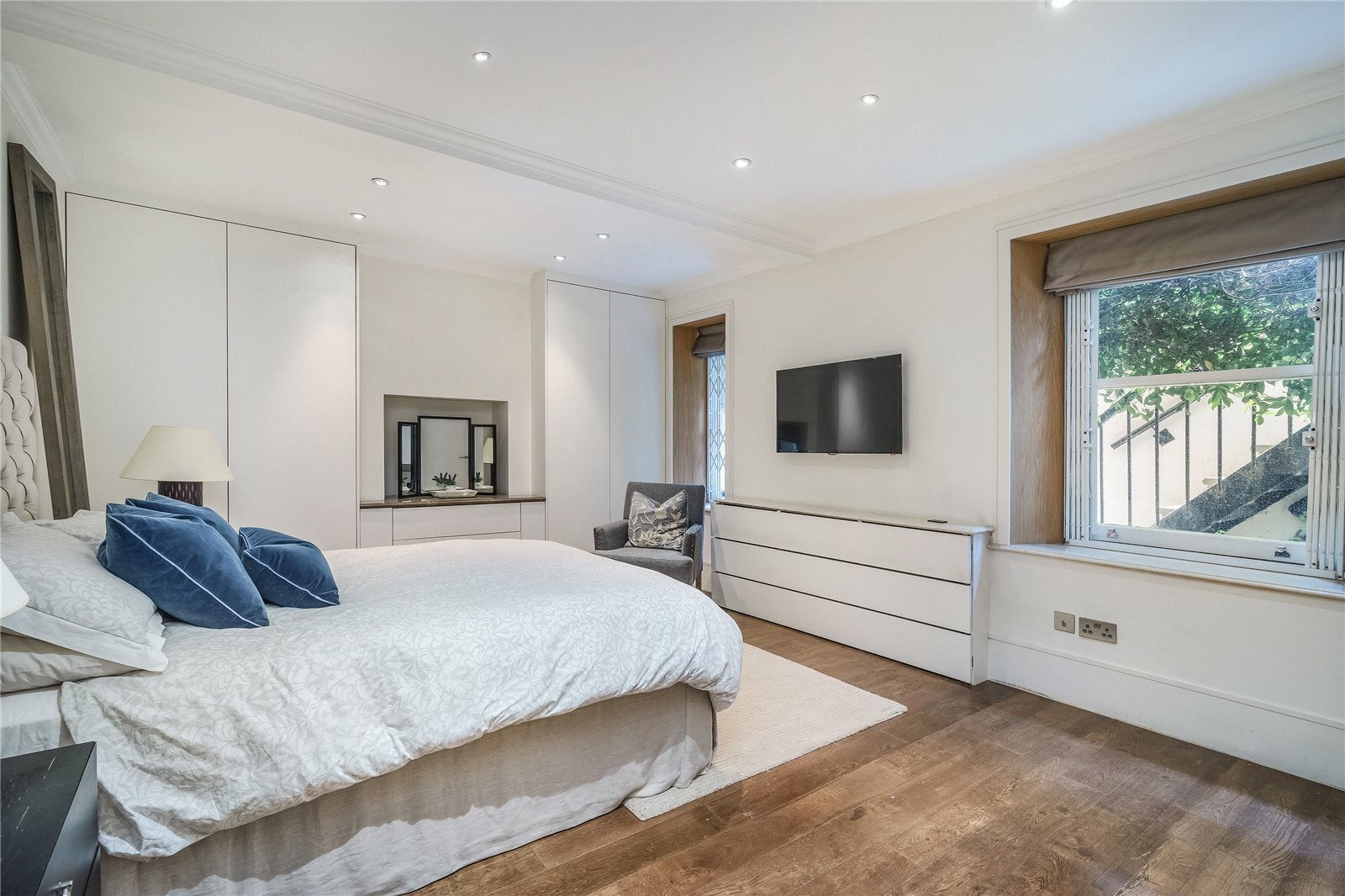 Flat Cadogan Square in Greater London