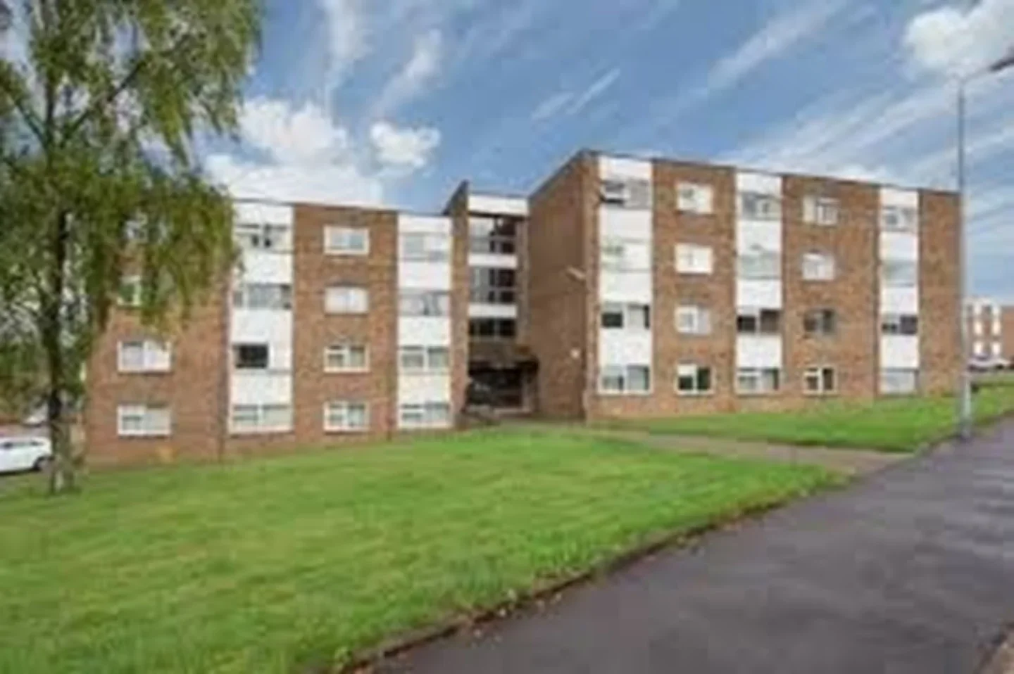 Flat Lancing Road in Luton