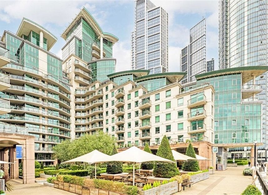 Flat Wandsworth Road in Greater London
