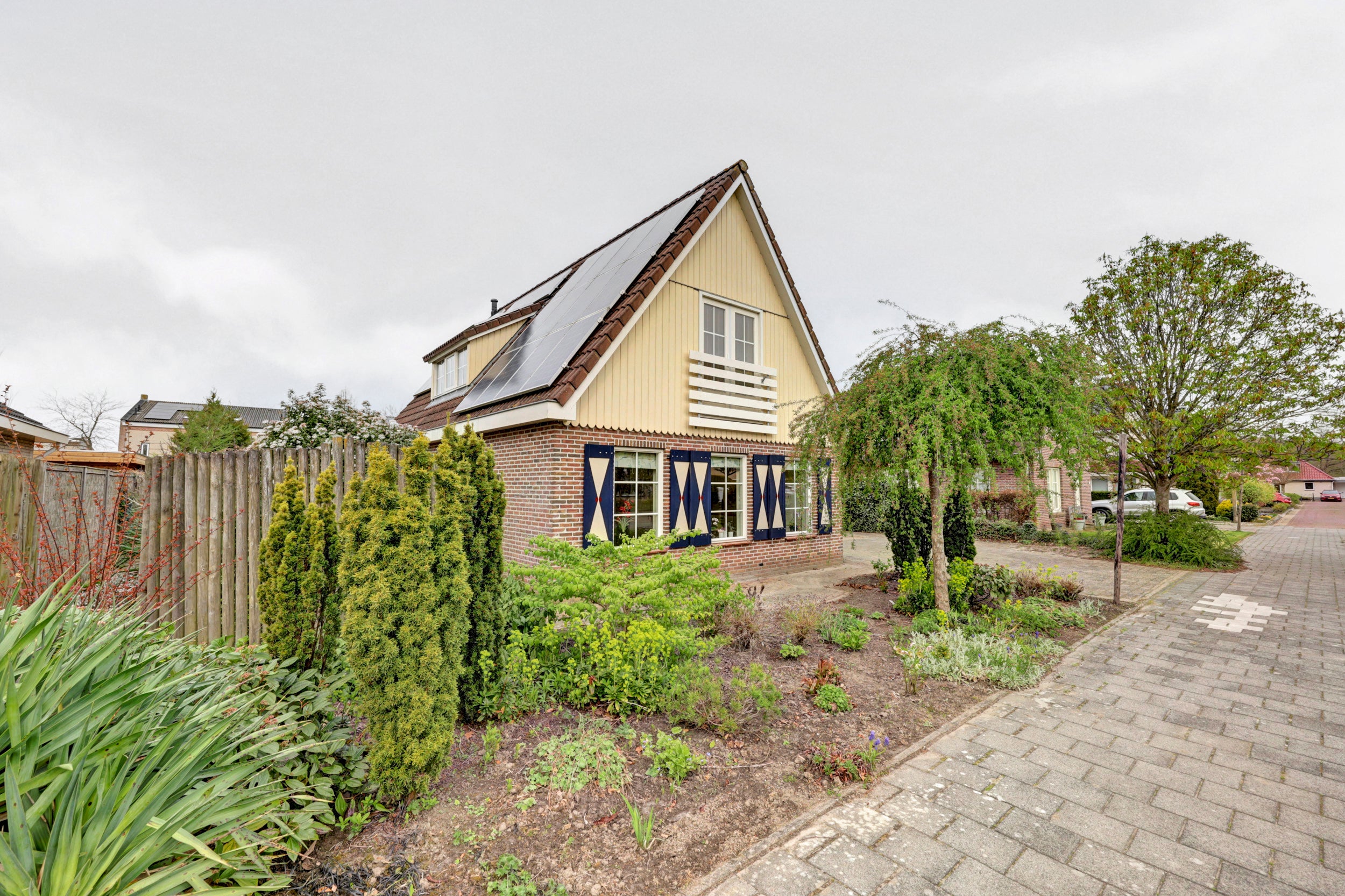 Vrijstaande woning te koop: de Enk 8, Marknesse