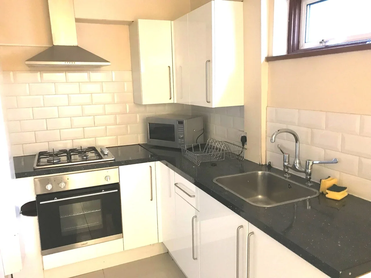 Flat Wandle Road in Greater London