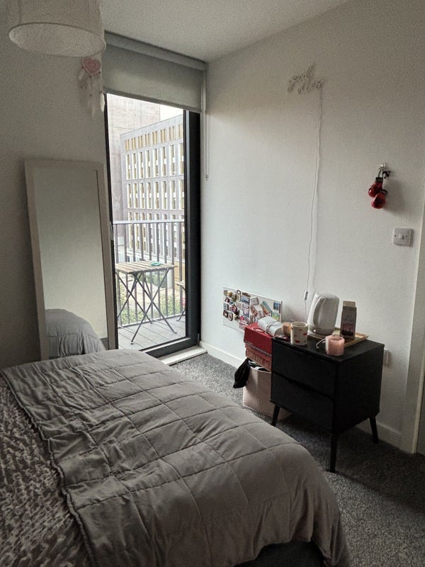 Room Trentham Street in Manchester
