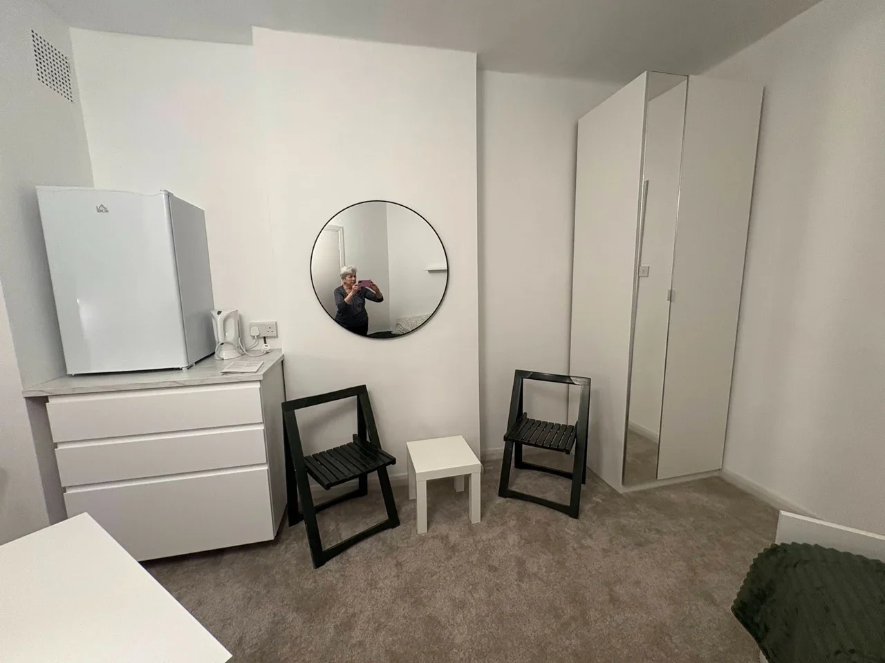 Flat Fitz-James Avenue in Greater London