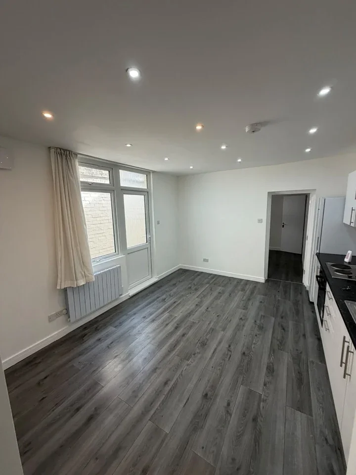 Flat Tottenham Lane in Greater London