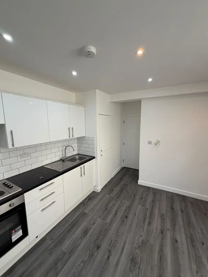 Flat Tottenham Lane in Greater London