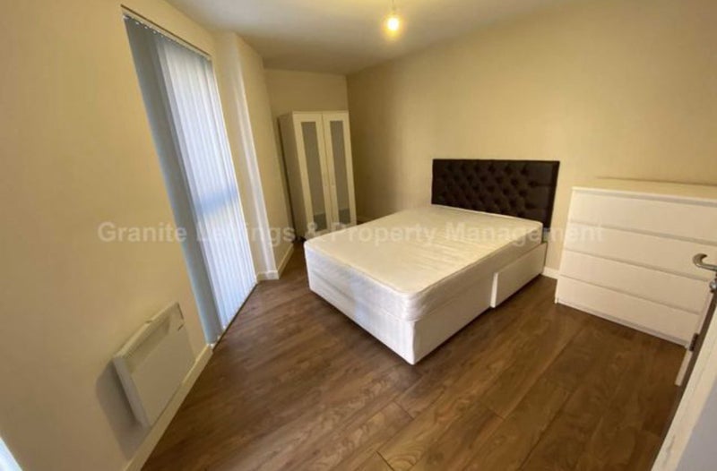 Room Sillavan Way in Salford