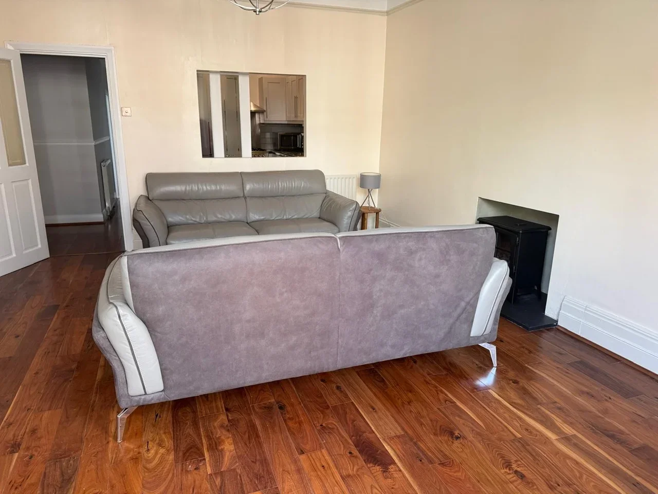 Flat Gordon Road in Greater London