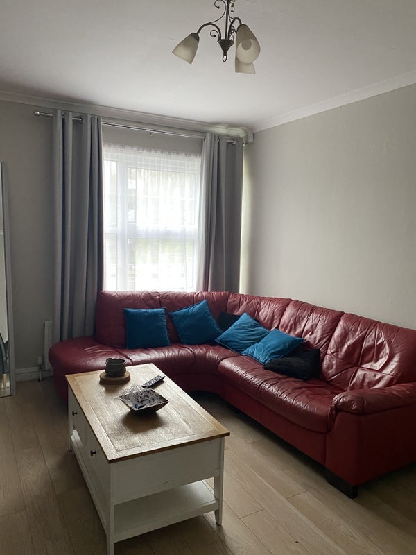 Room Braybrook Street in Greater London