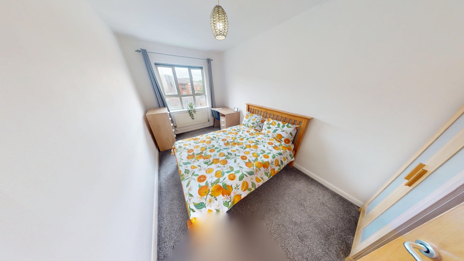 Flat Russell Street in Nottingham