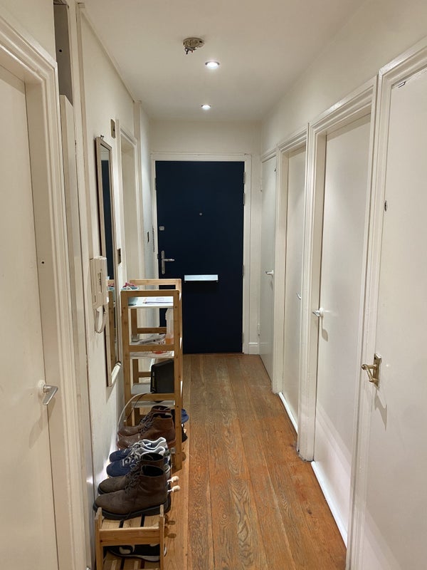 Flat Laxton Place in Greater London
