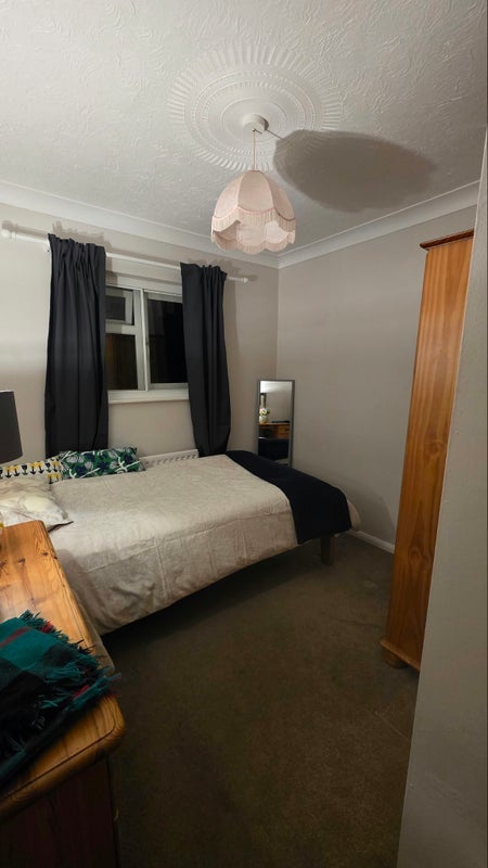 Room Watcombe Road in Bournemouth