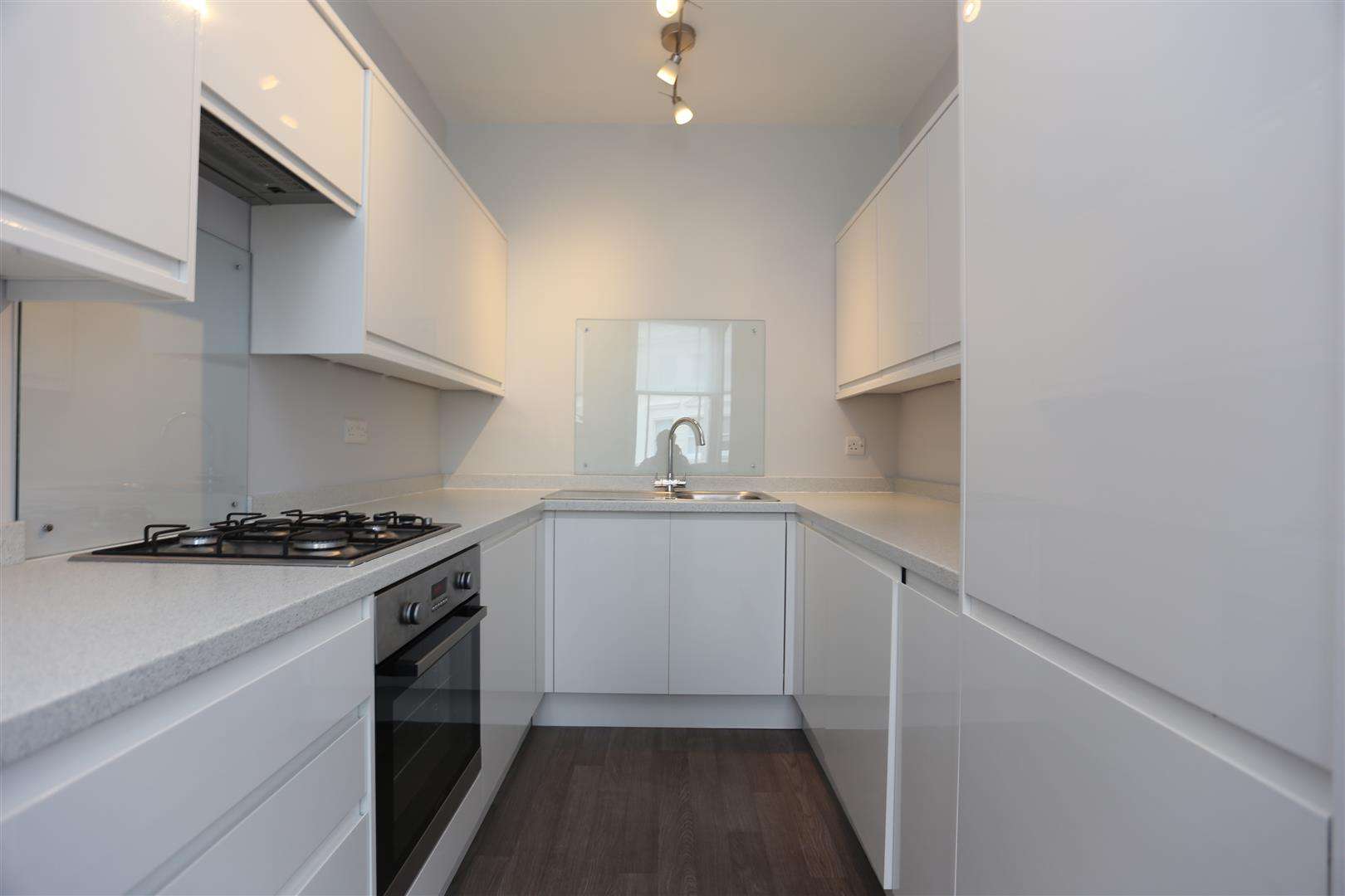 Flat Palmeira Avenue in Hove