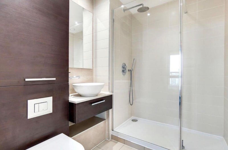 Room Williamsburg Plaza in Greater London