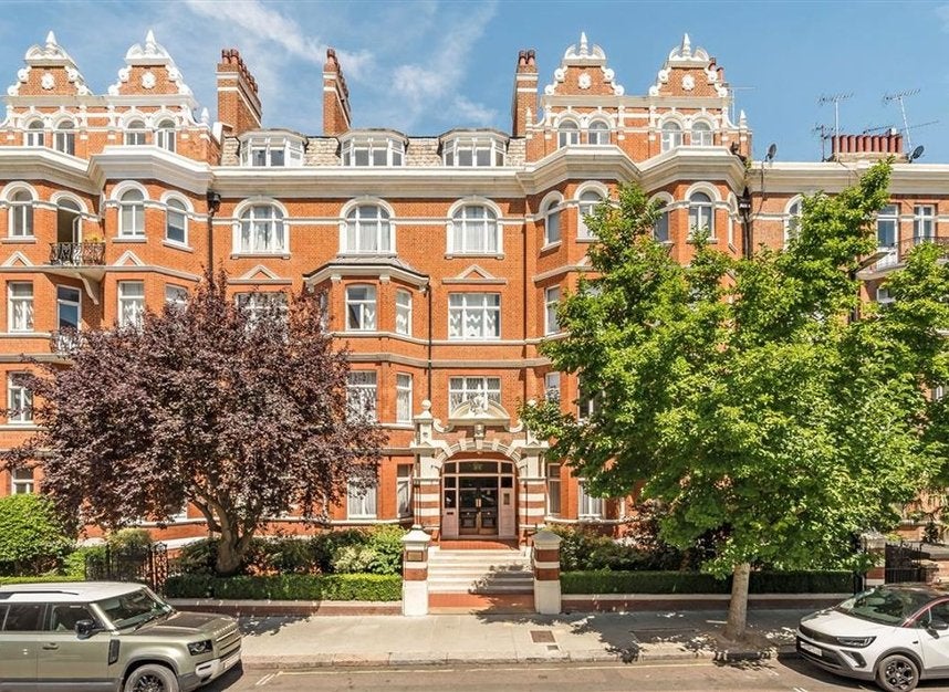 Flat St Mary's Mansions in City of Westminster