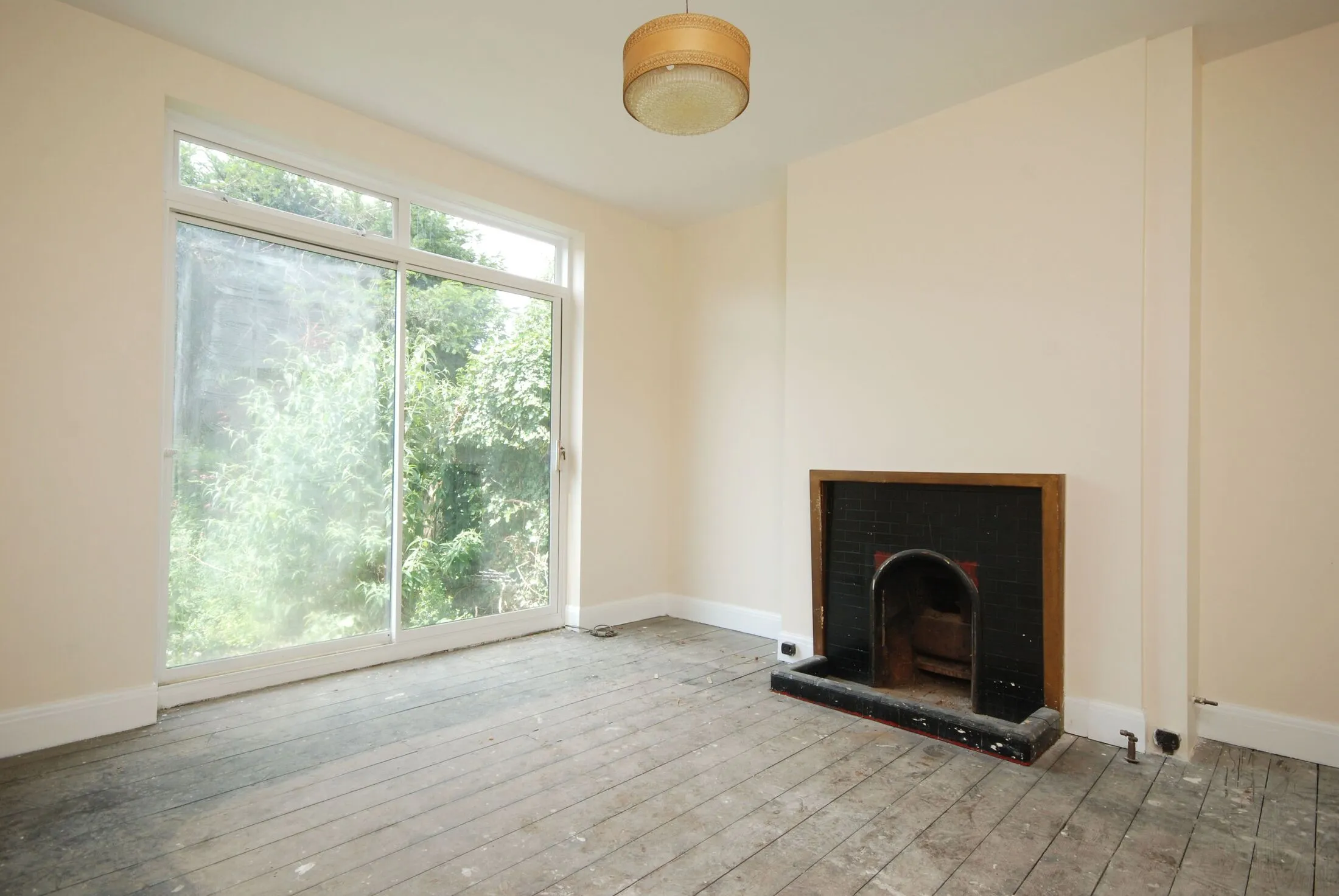 House Barnes End in Greater London