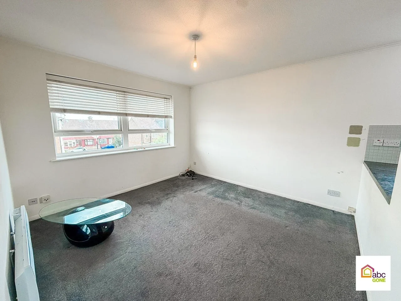 Flat Tilbury Road in Greater London