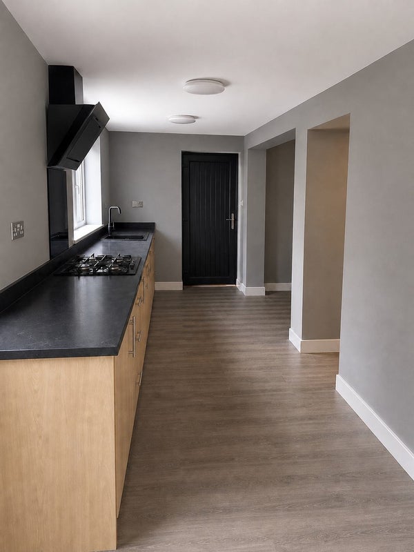 Room Curven Edge in Borough of Rossendale