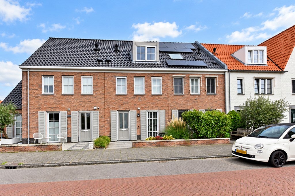 Huis Hunsingosingel 24 in Den Haag