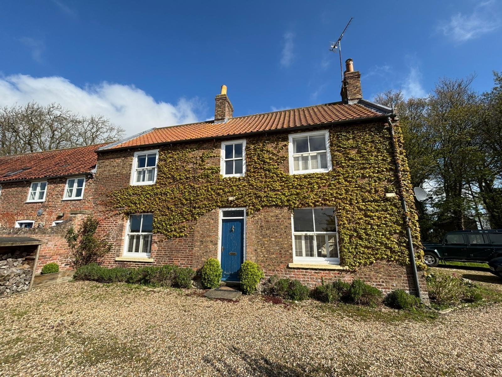 Flat West End in South Dalton