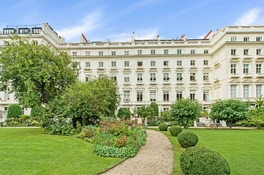 Flat Cleveland Square in City of Westminster