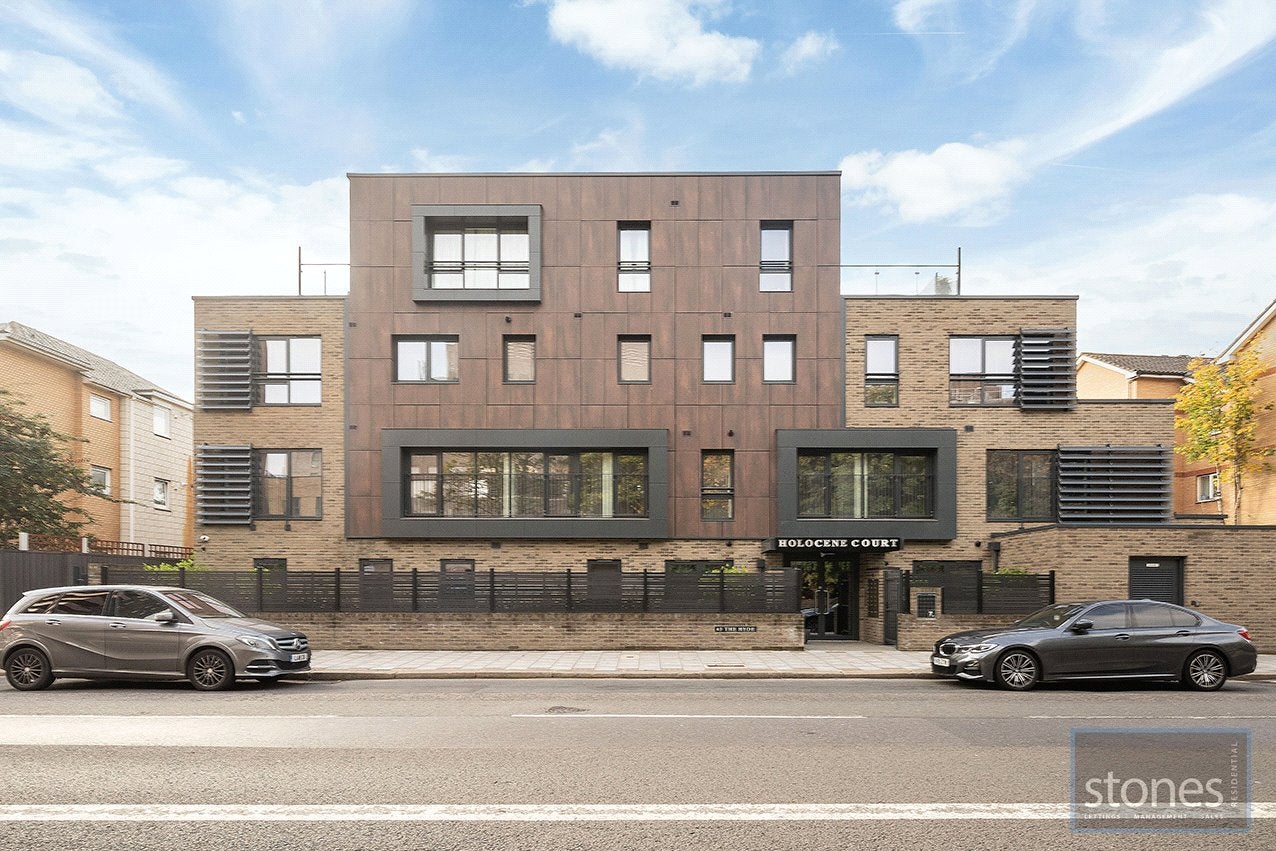Flat Hyde Crescent in Greater London